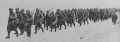 Колонна военнослужащих на марше (4-я горная стрелковая бригада Румынии).jpeg